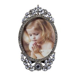 Porta Retrato Oval de Mesa Manu Fisch Home Dourado