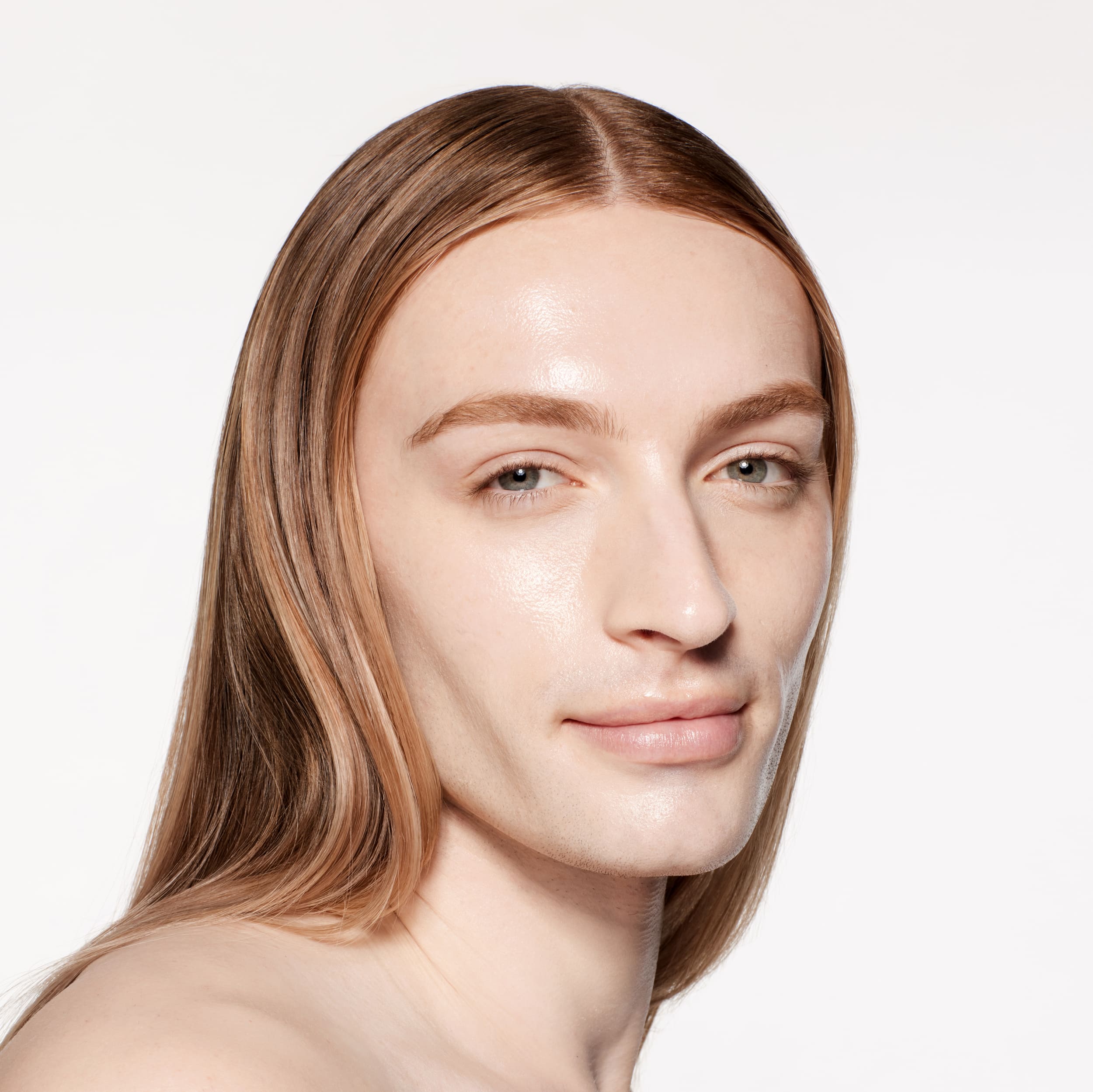 Base líquida Shiseido Revital Essence Skin Glow Foundation Base líquida Shiseido Revital Essence Skin Glow Foundation